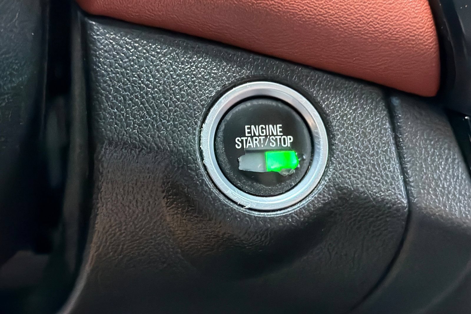 Used 2014 Chevrolet Cruze LTZ w/ Enhanced Safety Package FWD image 22