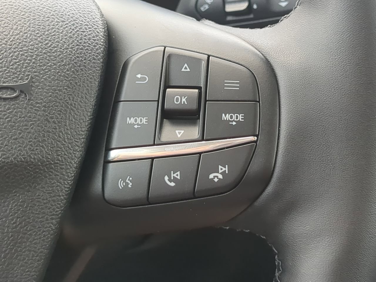 New 2026 Ford Maverick Lariat AWD/4WD image 24