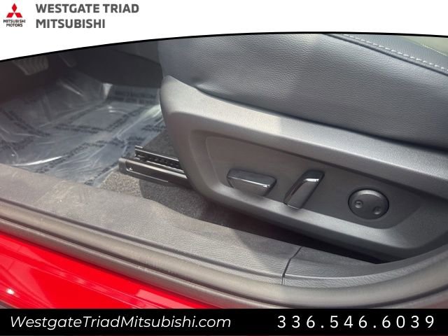 New 2025 Mitsubishi Outlander SEL image 16