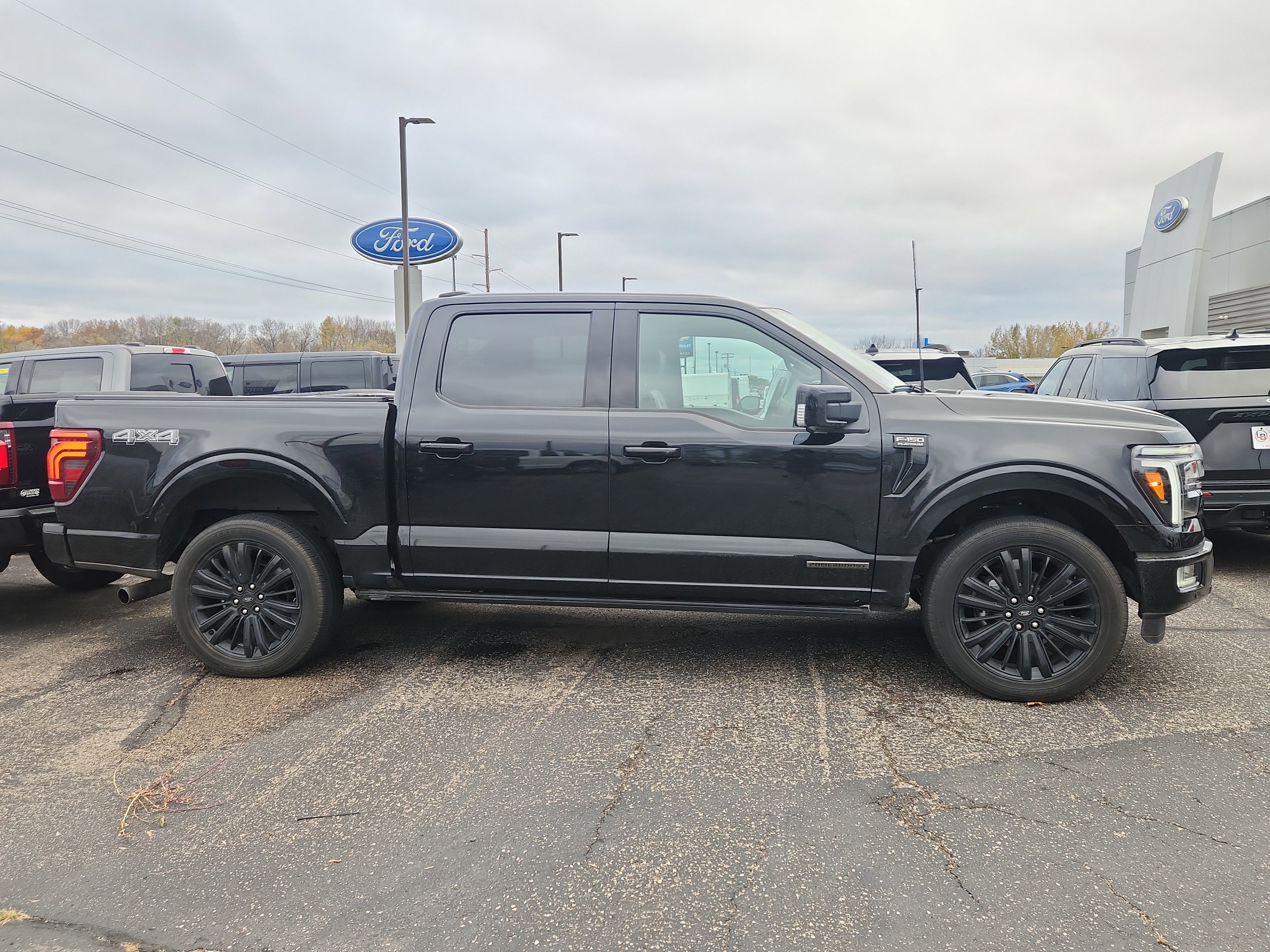 Used 2024 Ford F150 Platinum w/ Equipment Group 702A High image 3