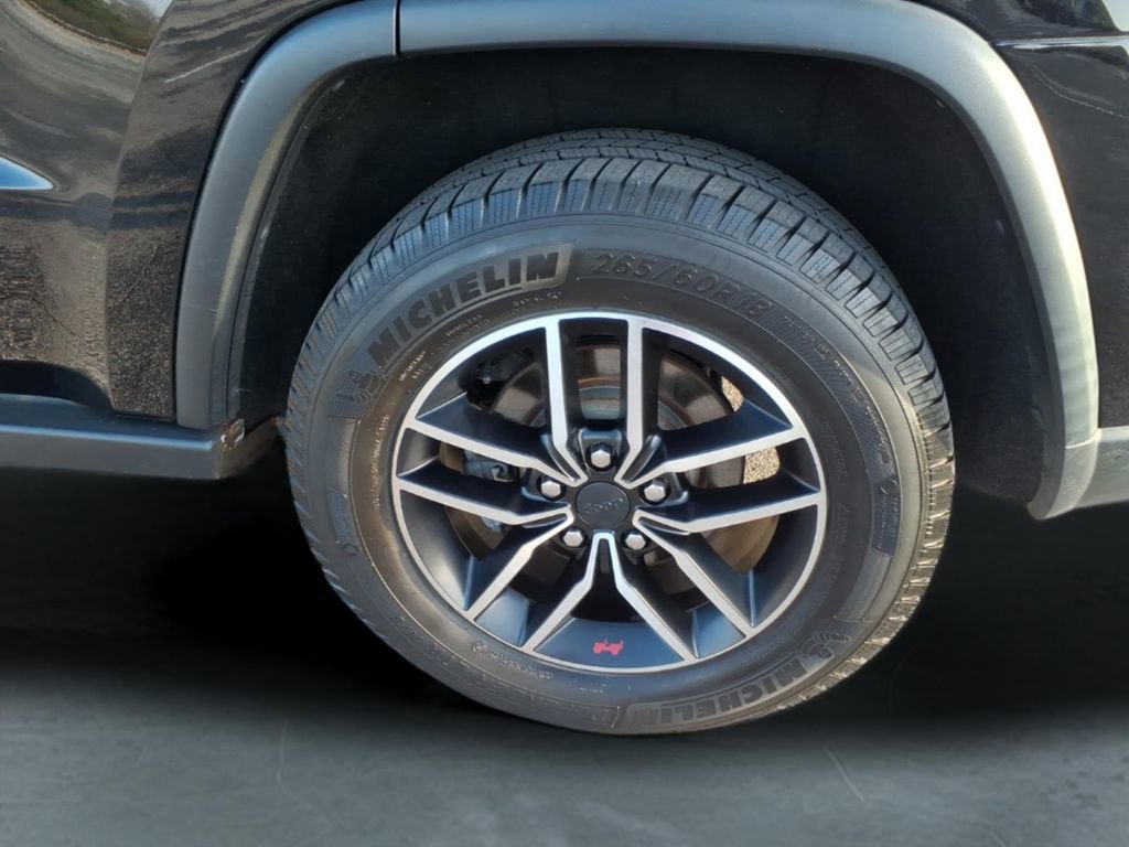 Certified 2020 Jeep Grand Cherokee Trailhawk w/ Trailhawk Luxury Group image 14