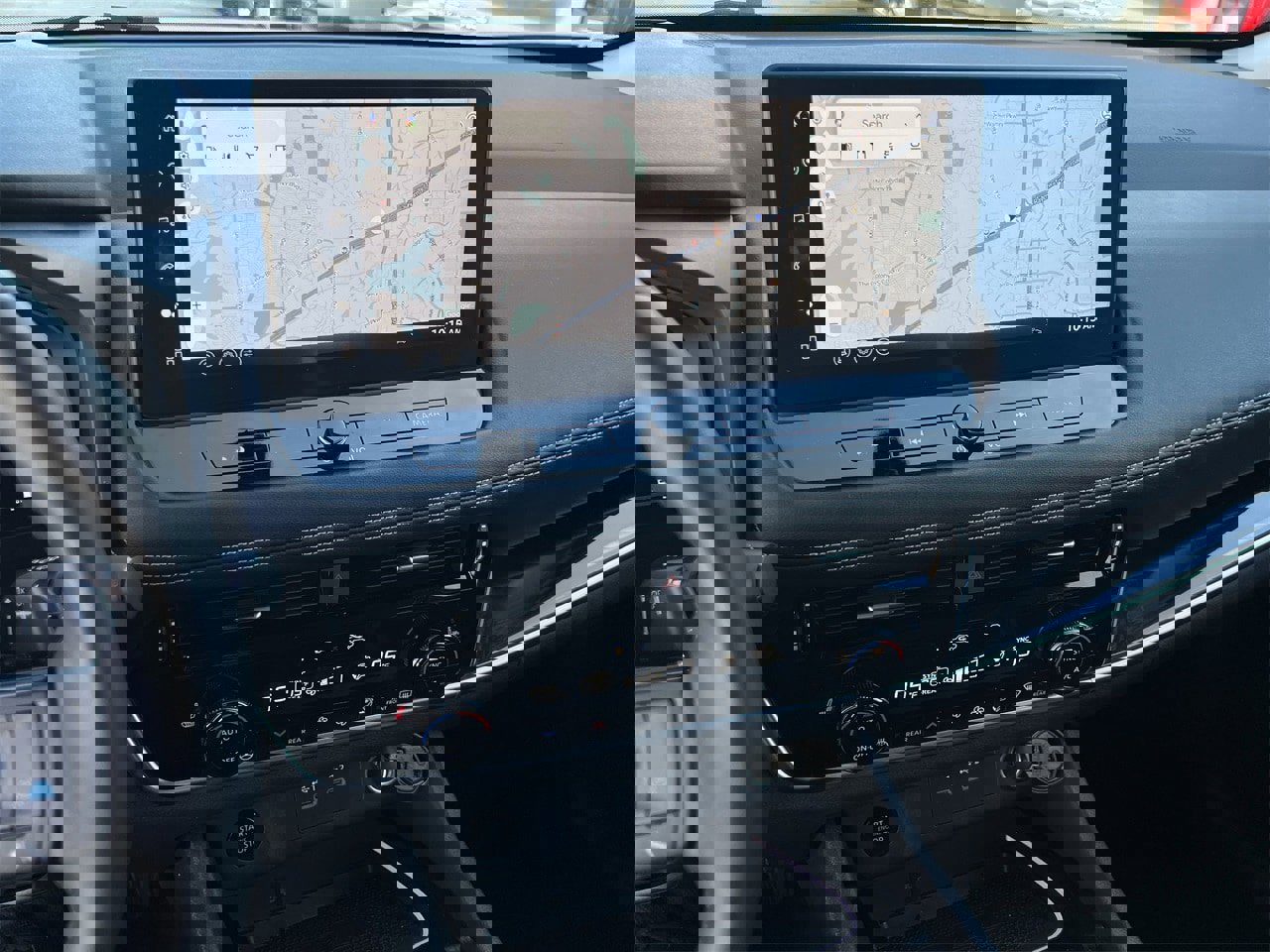 Certified 2025 Nissan Rogue SL w/ Tech Package image 14