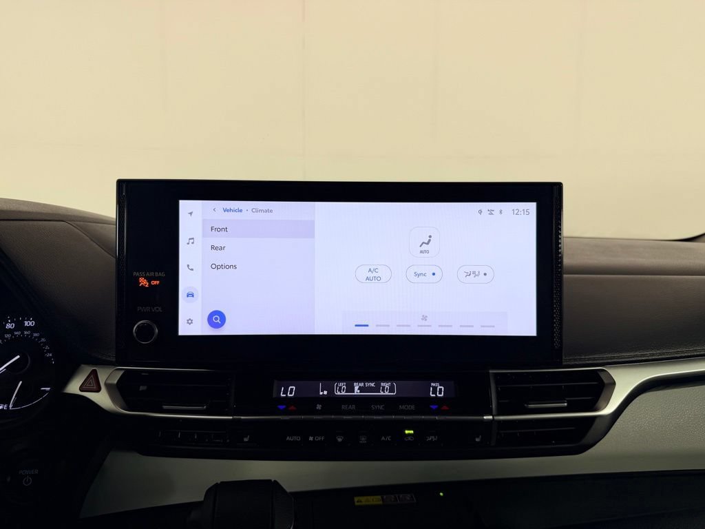 Used 2025 Toyota Sienna XLE w/ XLE Plus Package FWD image 20