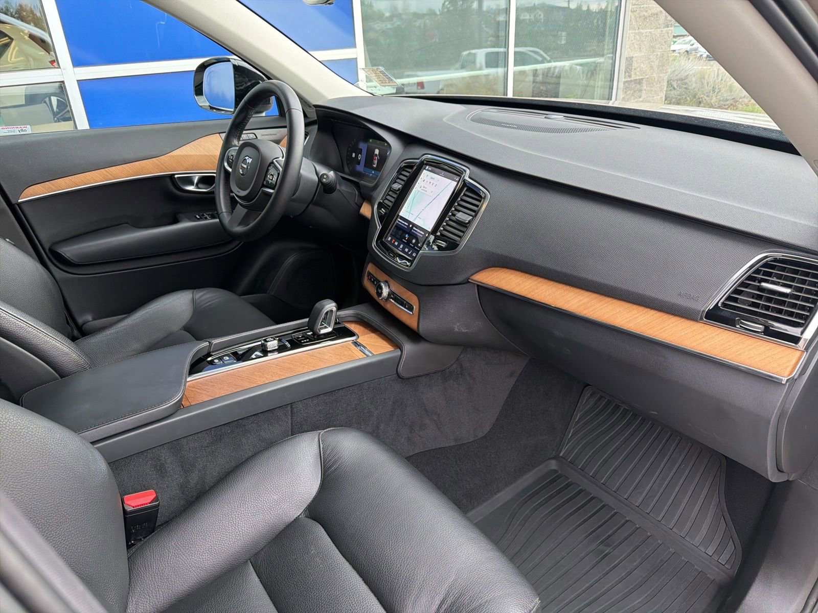 Certified 2023 Volvo XC90 T8 Plus w/ Protection Package Premier AWD/4WD image 27