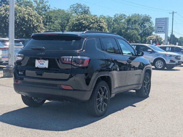 New 2026 Jeep Compass Latitude AWD/4WD image 3
