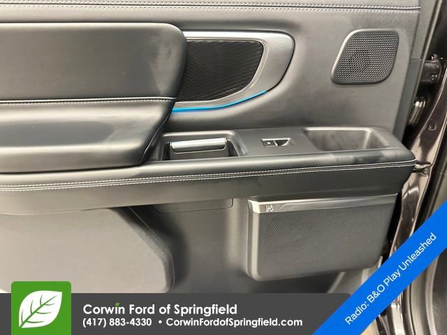 New 2026 Ford Expedition Platinum w/ Stealth Performance Package image 30