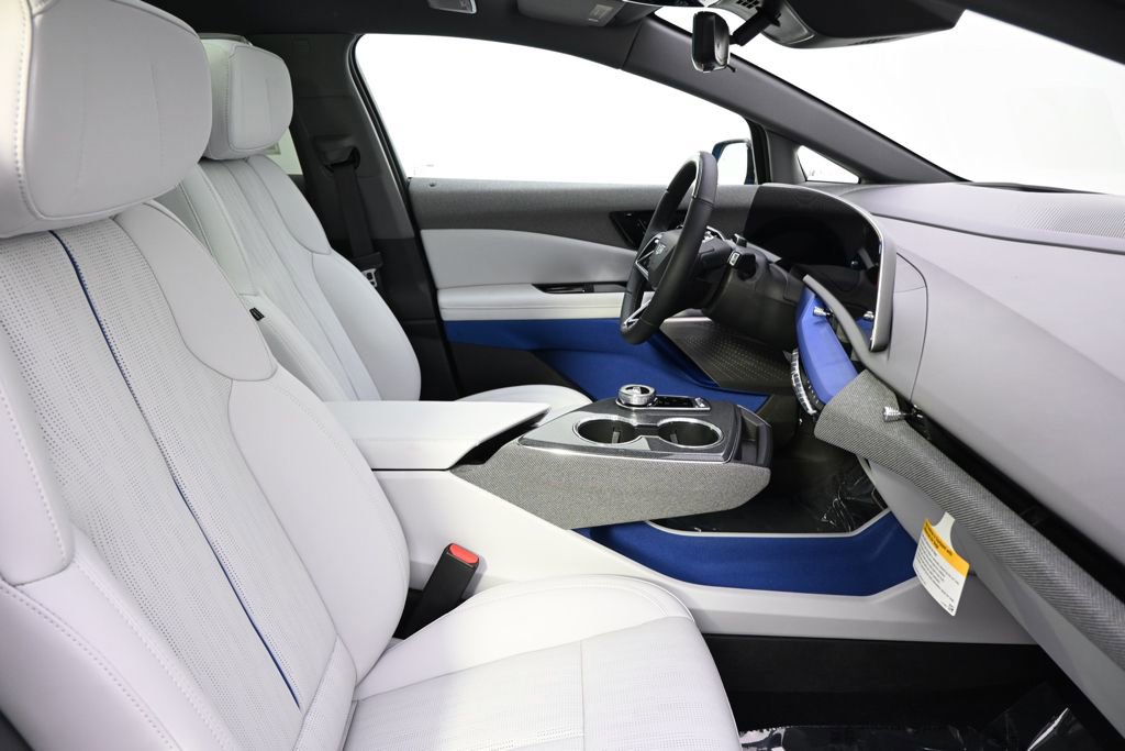 New 2026 Cadillac Optiq Luxury 2 AWD/4WD image 16