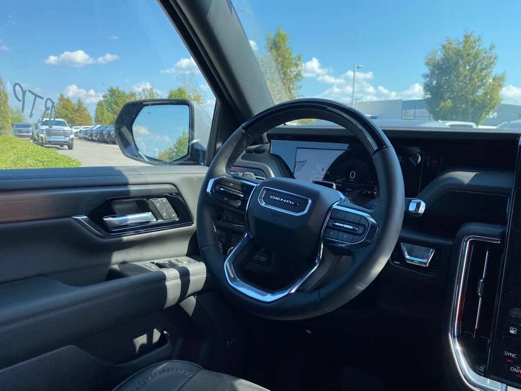 New 2026 GMC Yukon Denali w/ Advanced Technology Package AWD/4WD image 34
