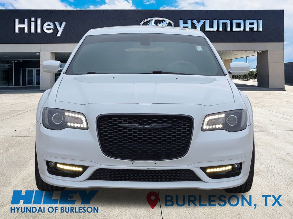 Used 2019 Chrysler 300 S w/ S Model Appearance Package image 6