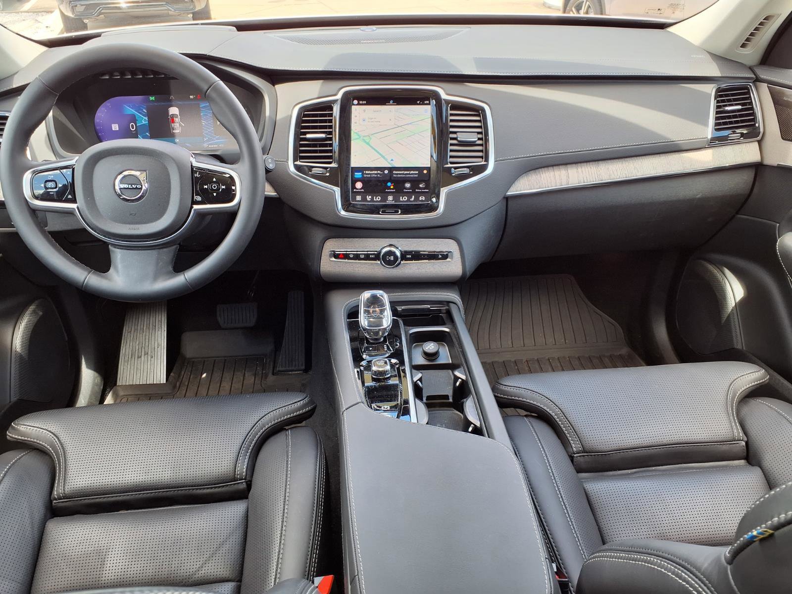 Used 2024 Volvo XC90 B6 Ultimate w/ Protection Package Premier AWD/4WD image 17
