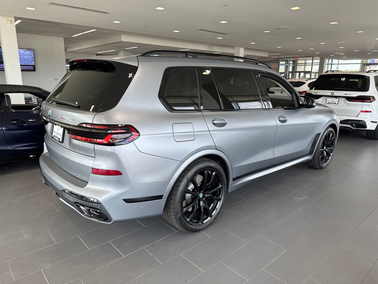 New 2027 BMW X7 M60i AWD/4WD image 8