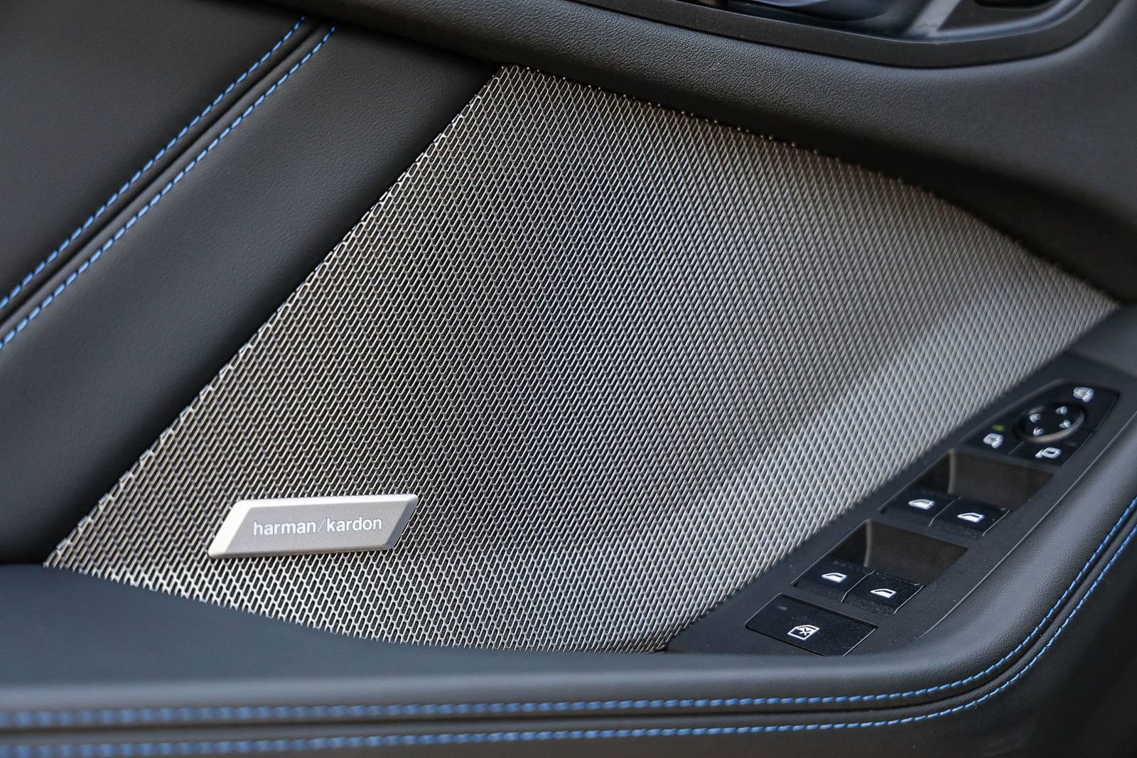 Used 2025 BMW M235i xDrive w/ M Performance Package image 22