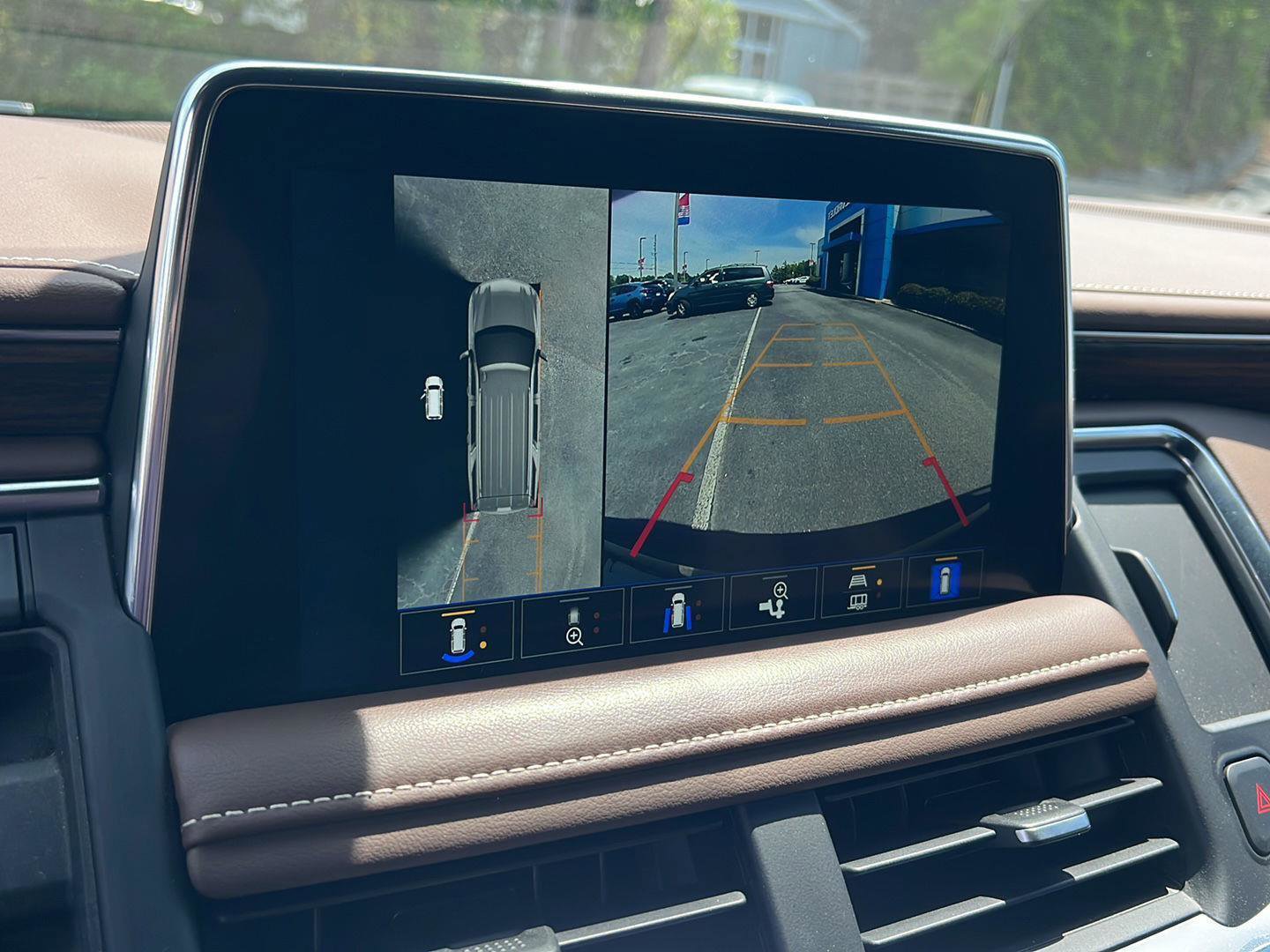 Used 2022 Chevrolet Tahoe High Country image 28