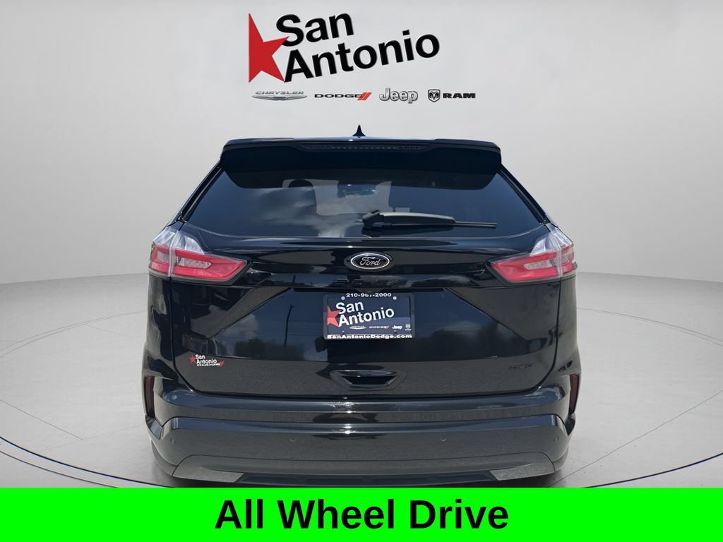 Used 2024 Ford Edge SE w/ Black Appearance Package AWD/4WD image 13