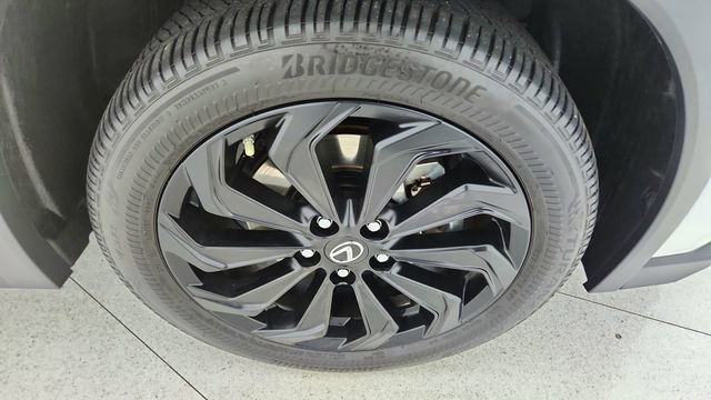 Used 2024 Lexus UX 250h FWD image 56