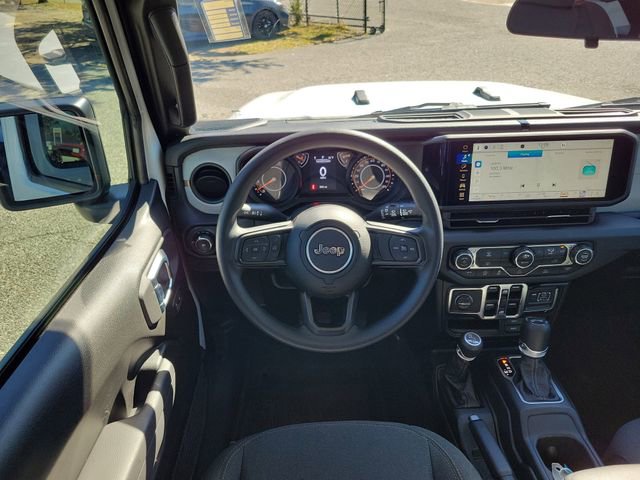 Used 2025 Jeep Wrangler Sport image 24