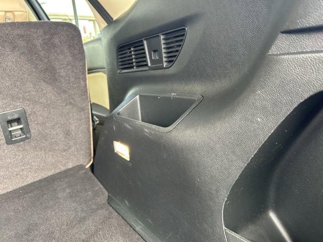 Used 2018 Ford Edge SEL FWD image 11