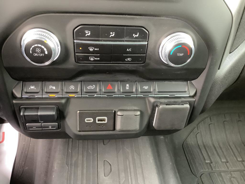 Used 2024 GMC Sierra 1500 Pro w/ Pro Value Package image 17