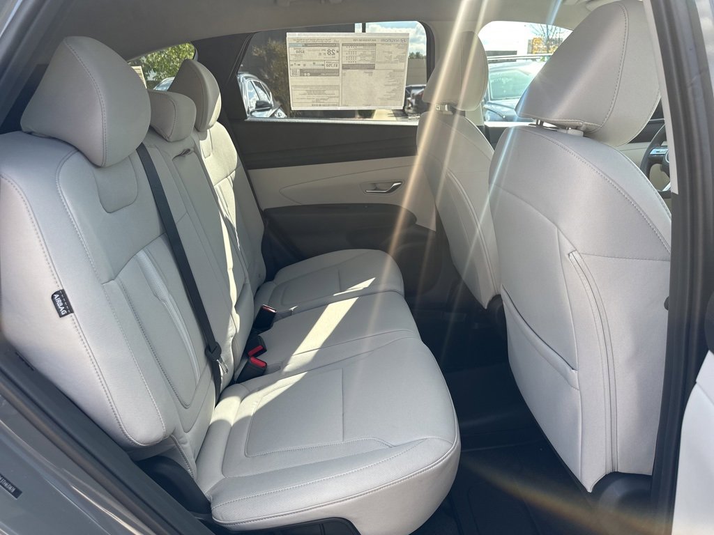 New 2026 Hyundai Tucson SEL image 13