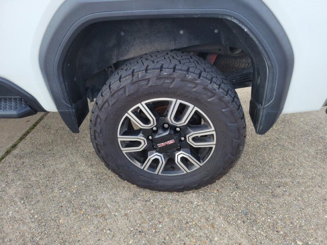 Used 2022 GMC Sierra 2500 AT4 w/ AT4 Preferred Package image 9