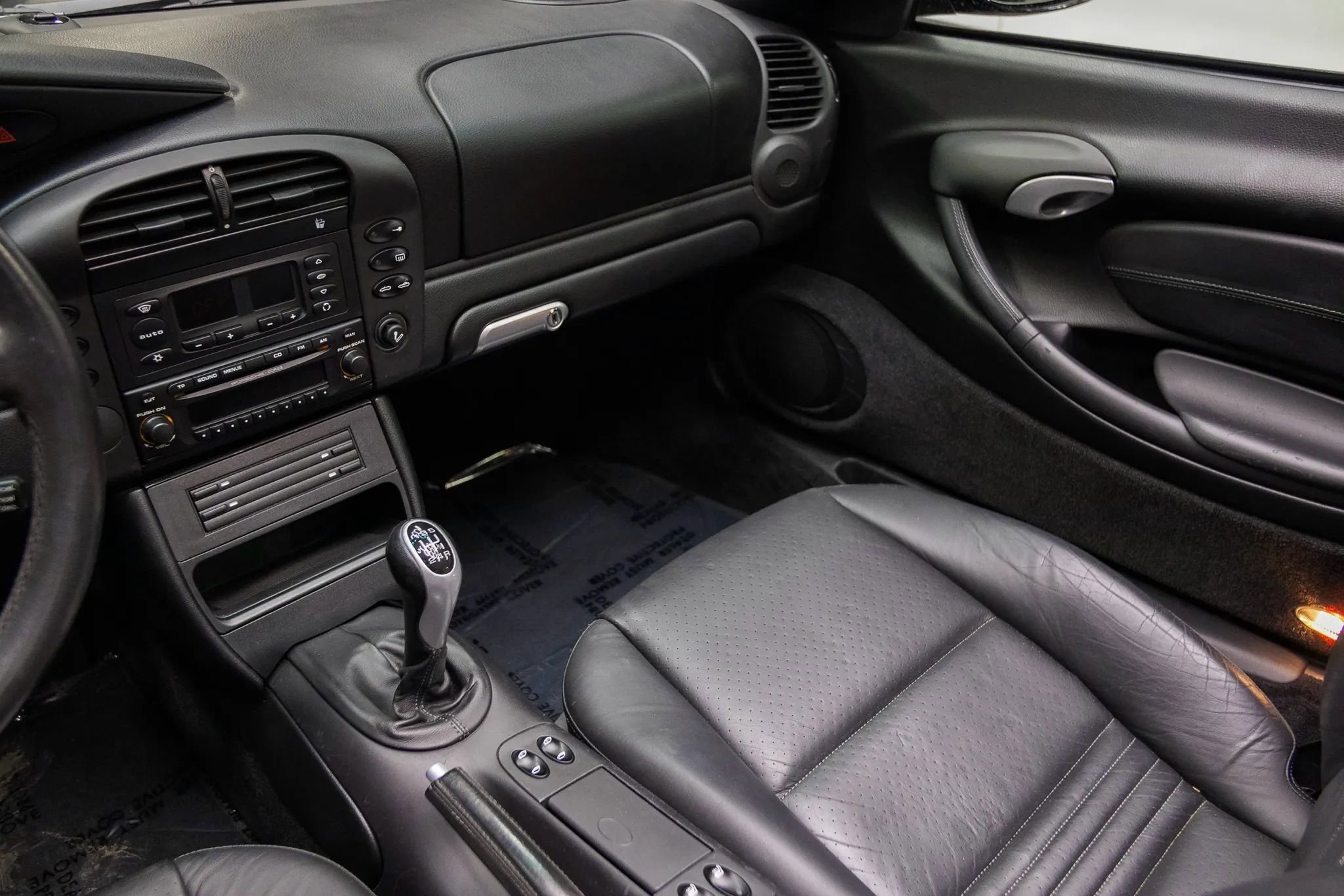 Used 2004 Porsche Boxster image 23