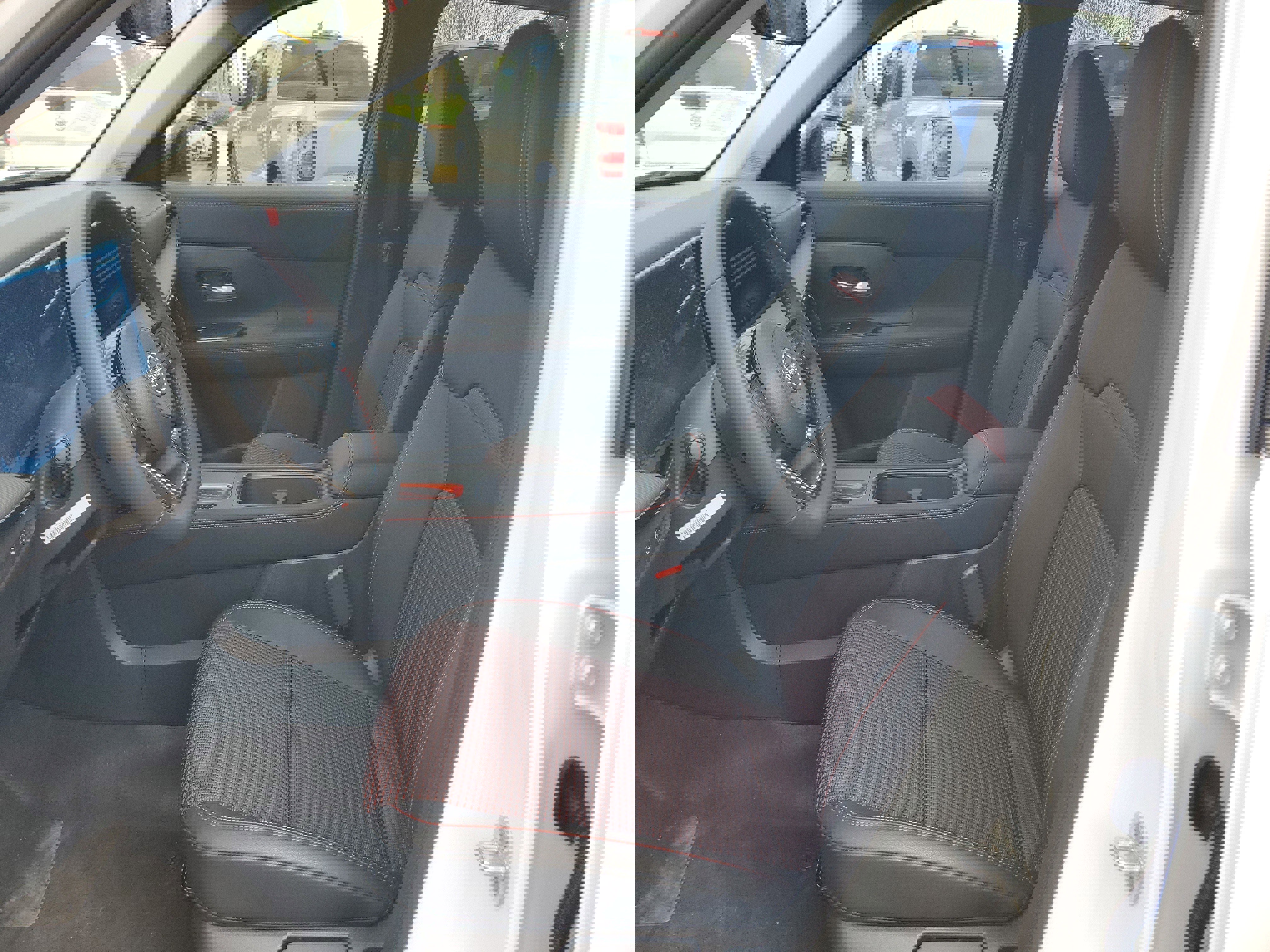 New 2026 Nissan Kicks SR image 10