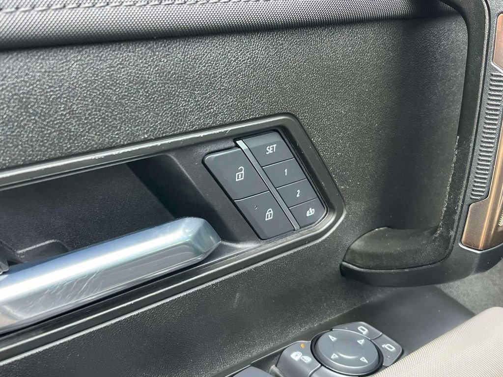 Certified 2025 GMC Hummer EV 3X image 25