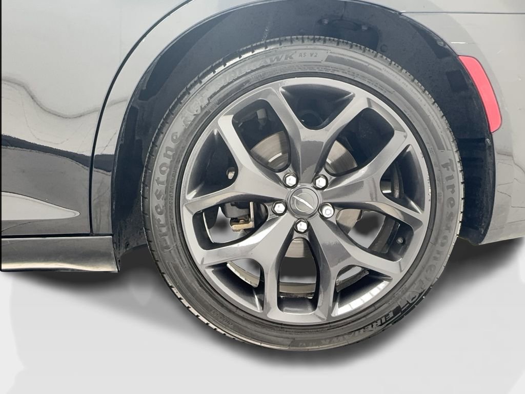 Used 2021 Chrysler 300 Touring w/ Sport Appearance Package image 11