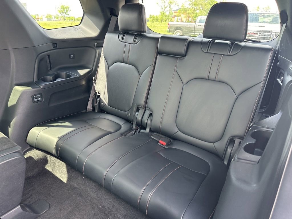 Used 2023 Honda Pilot TrailSport image 16