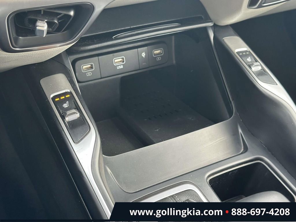 Certified 2023 Kia Sorento S w/ Panoramic Sunroof Package FWD image 28