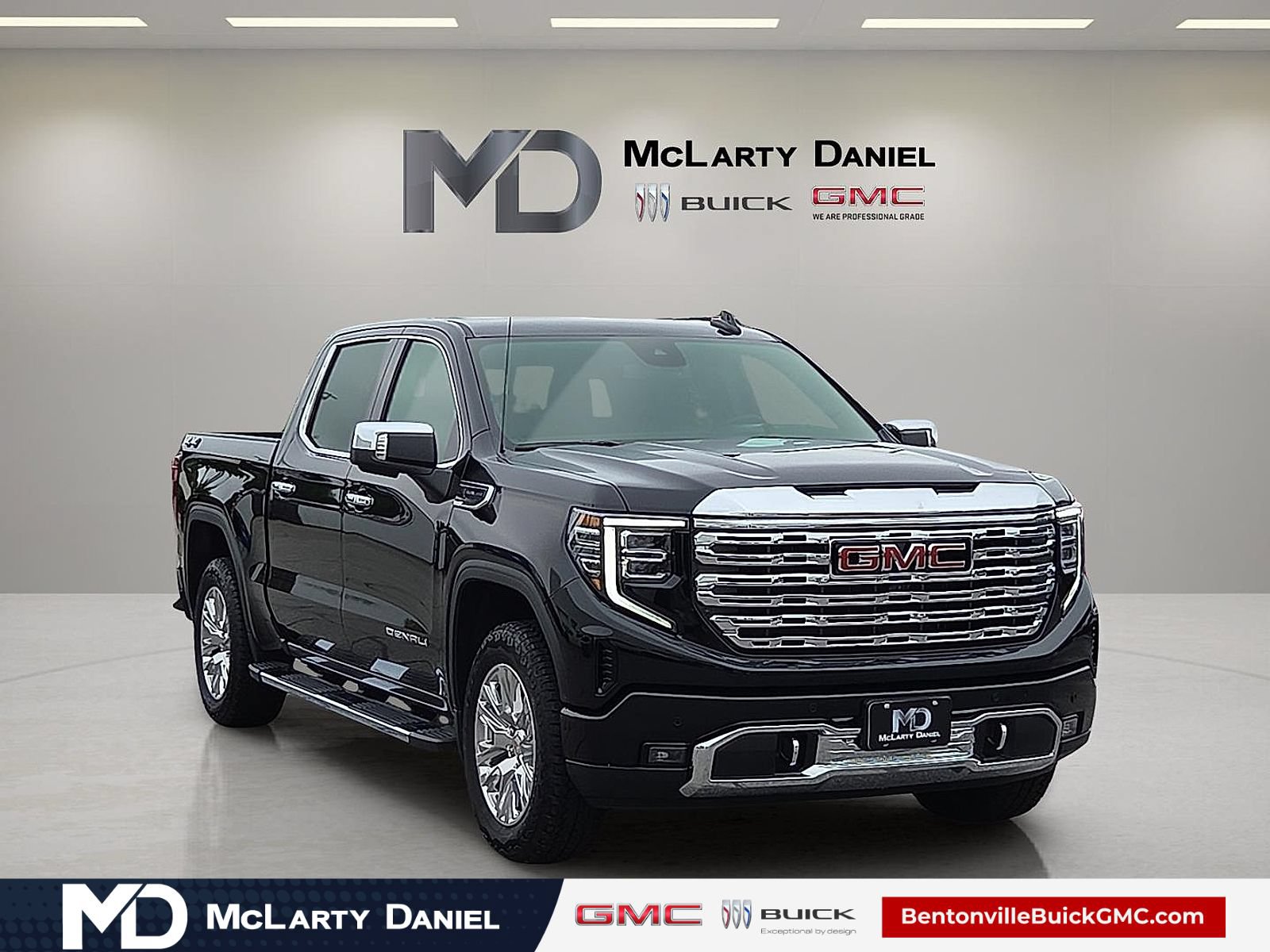 Certified 2026 GMC Sierra 1500 Denali AWD/4WD image 1