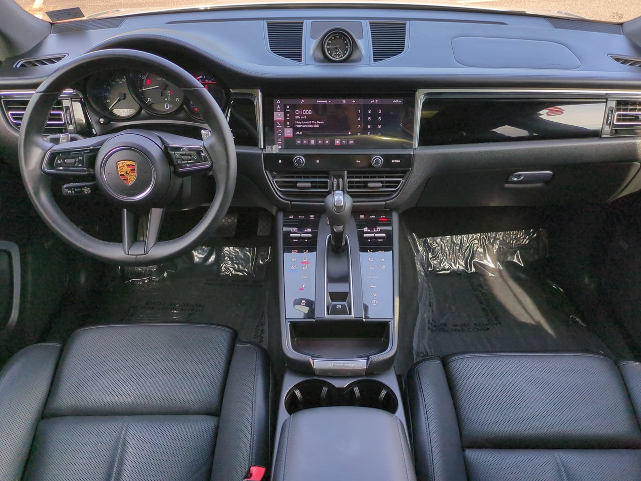 Used 2025 Porsche Macan AWD/4WD image 15