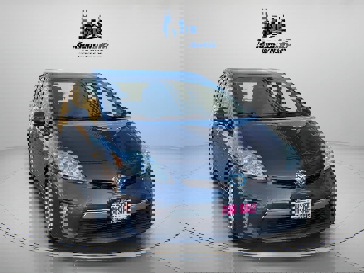 Used 2012 Toyota Prius Prime Plug-In Hybrid image 3