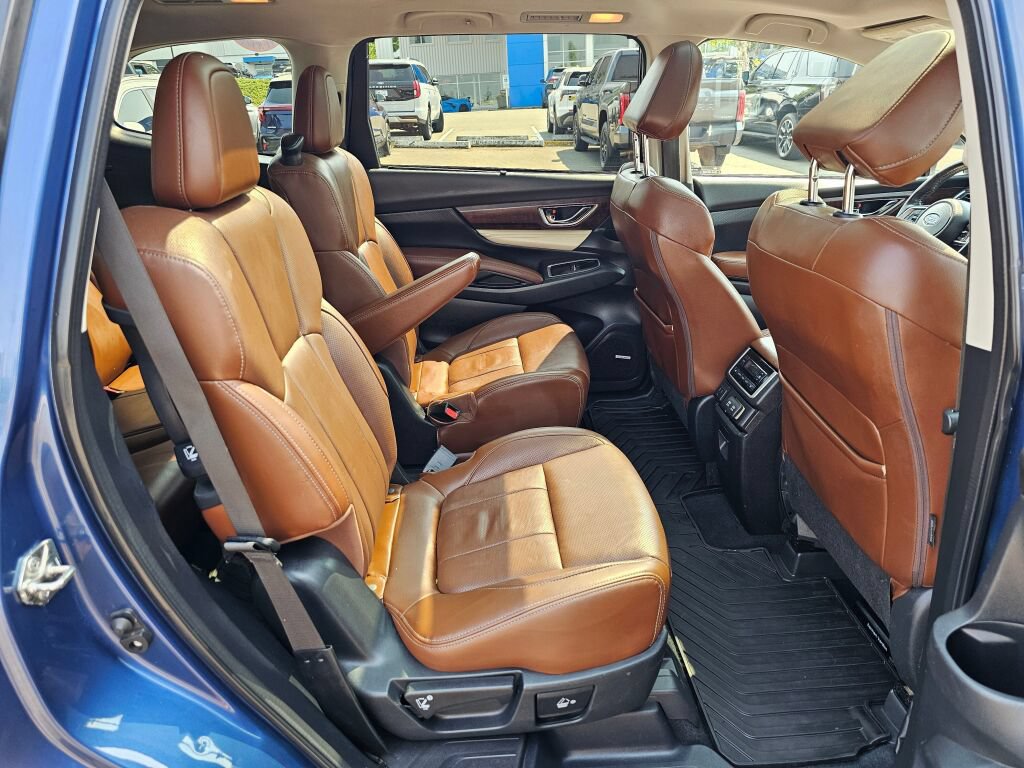 Used 2019 Subaru Ascent Touring w/ Popular Package #3 AWD/4WD image 30
