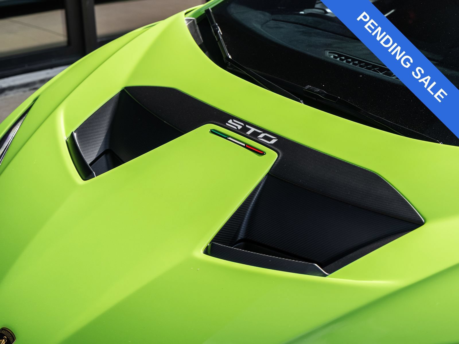 Used 2023 Lamborghini Huracan STO RWD image 26