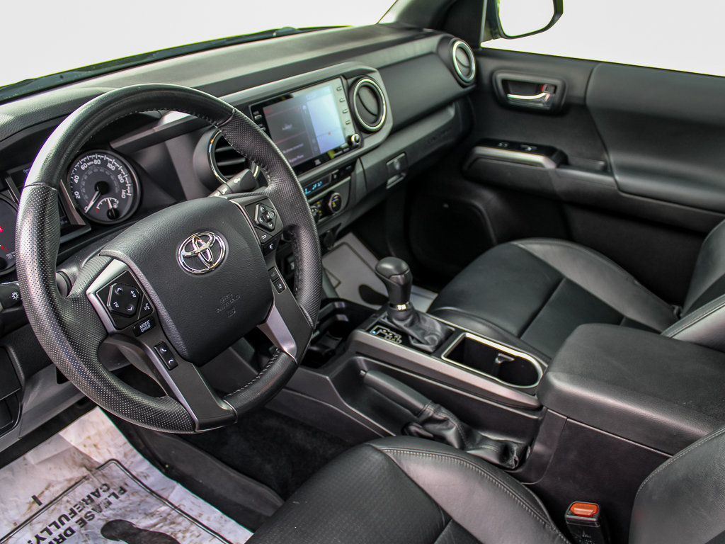 Used 2023 Toyota Tacoma TRD Off-Road w/ TRD Premium Off Road Package AWD/4WD image 21