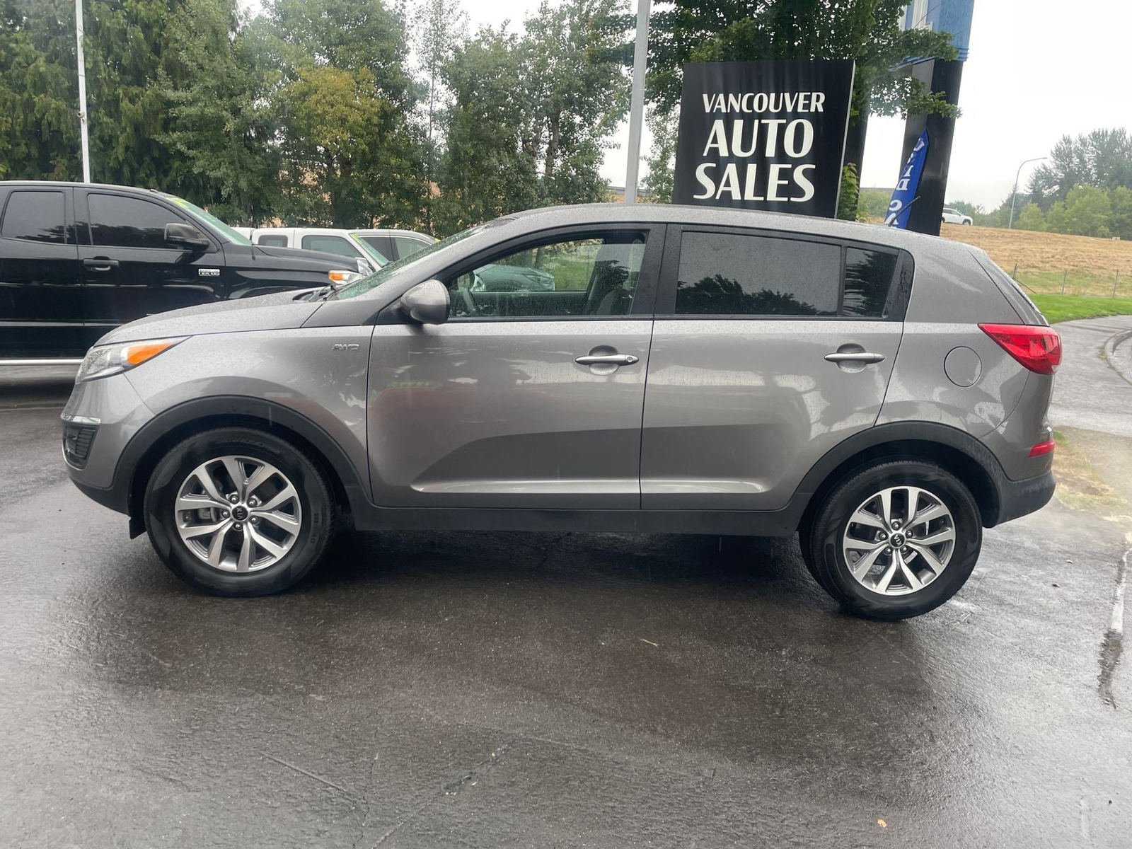 Used 2015 Kia Sportage LX AWD/4WD image 2