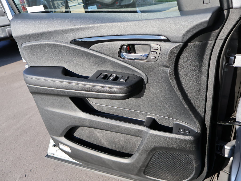 Certified 2022 Honda Pilot Elite image 34