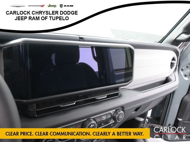 Used 2025 Jeep Wrangler Sahara image 20