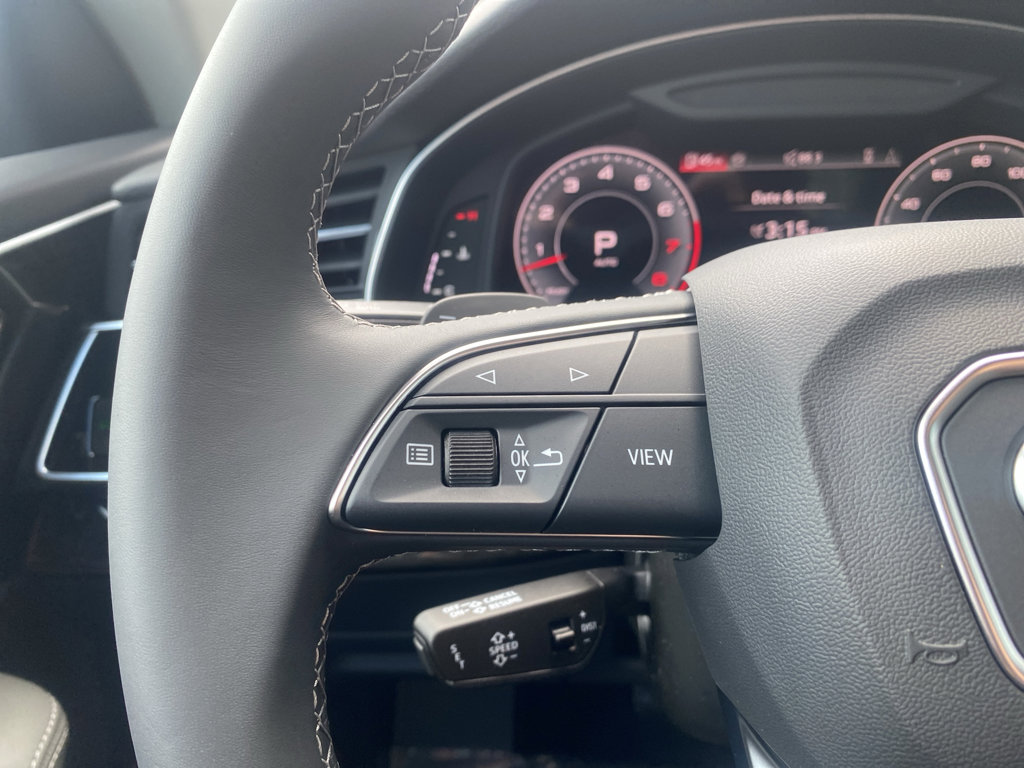 New 2025 Audi Q8 Premium Plus image 24