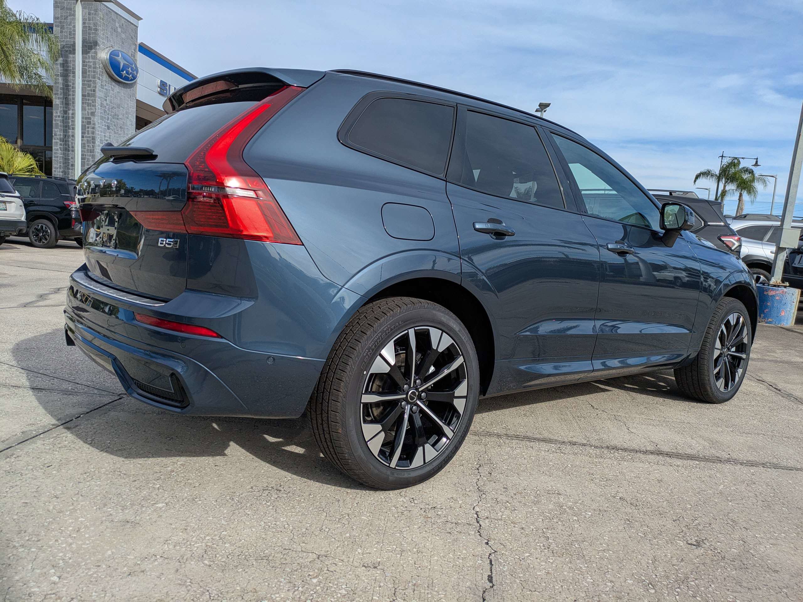 New 2026 Volvo XC60 B5 Plus w/ Protection Package Premier image 4