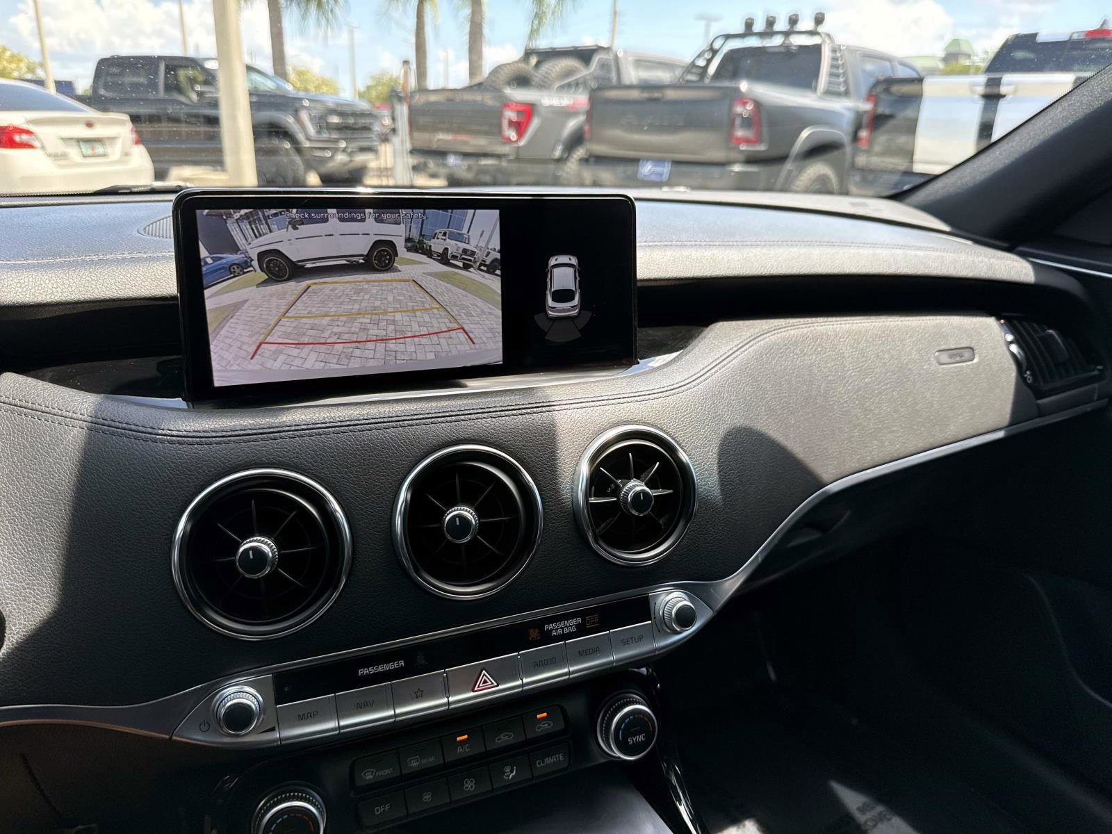 Used 2022 Kia Stinger GT1 RWD image 25
