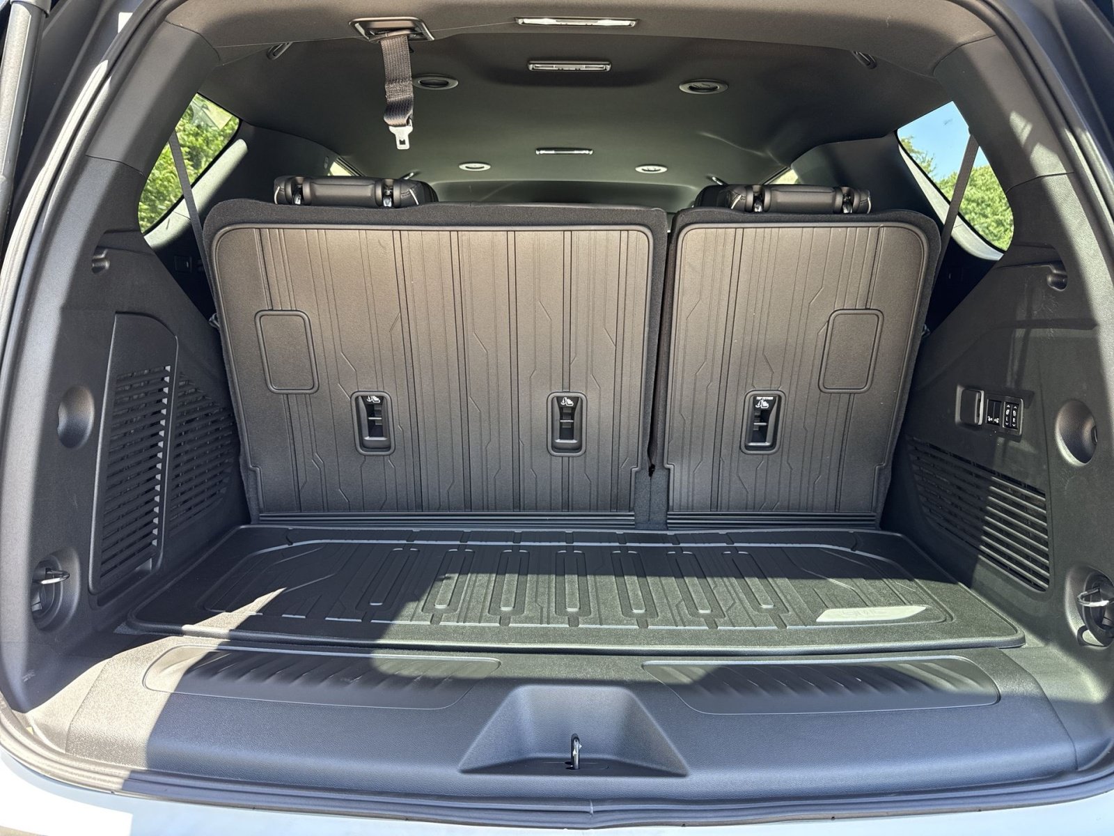New 2026 GMC Yukon Elevation AWD/4WD image 27