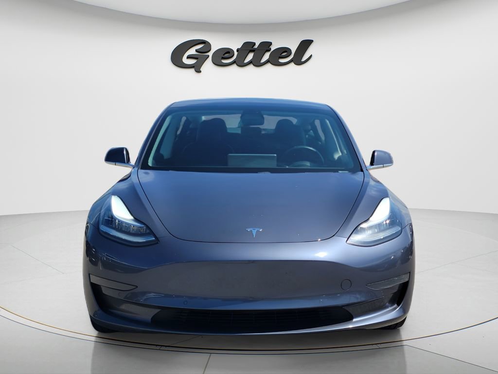Used 2020 Tesla Model 3 Standard Range Plus RWD image 2