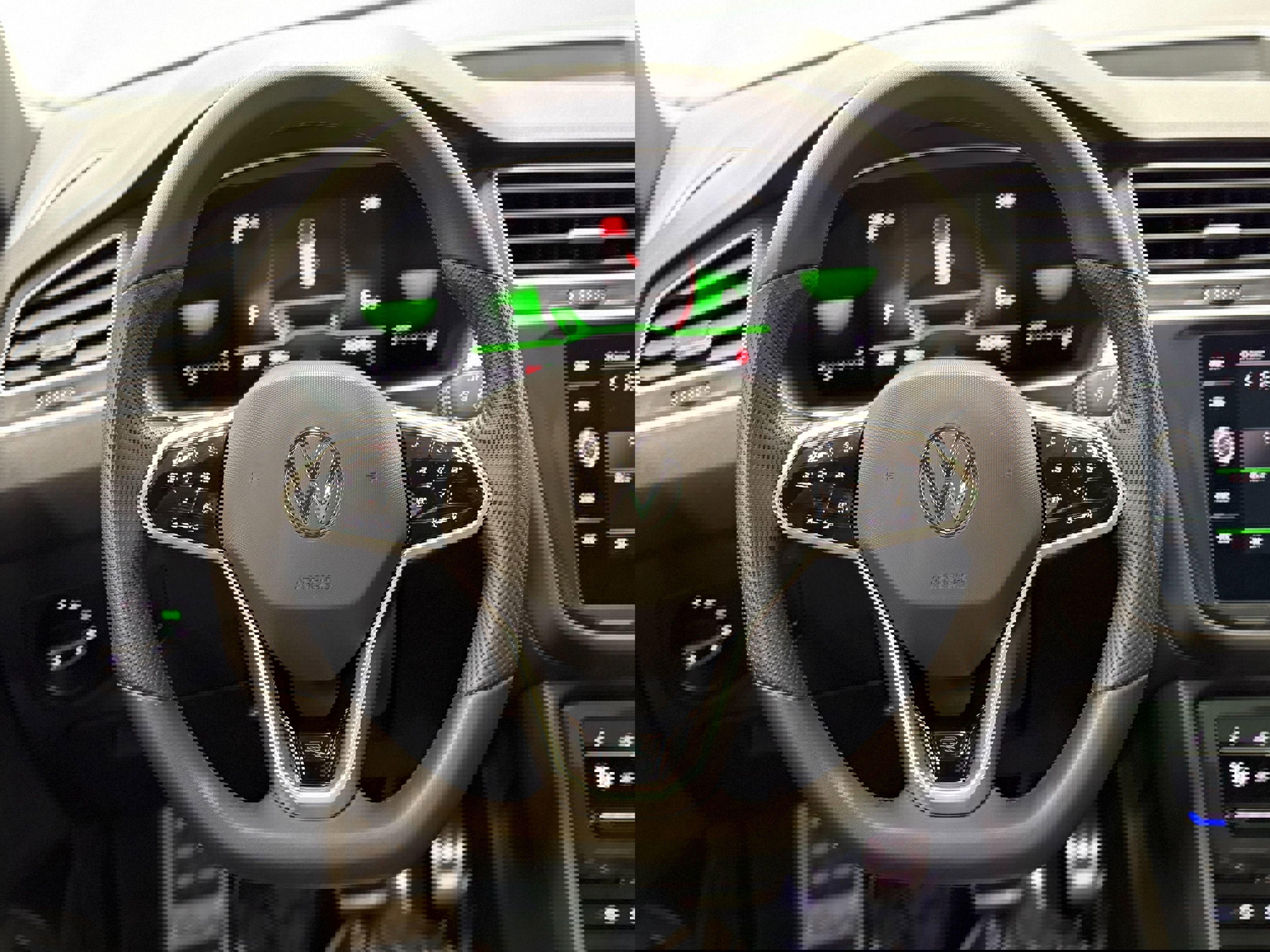 Used 2024 Volkswagen Tiguan SE R-Line image 18