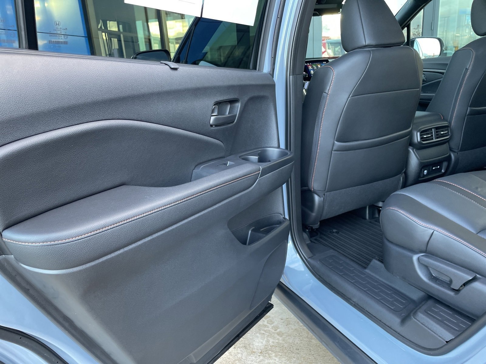 Used 2024 Honda Passport TrailSport image 11