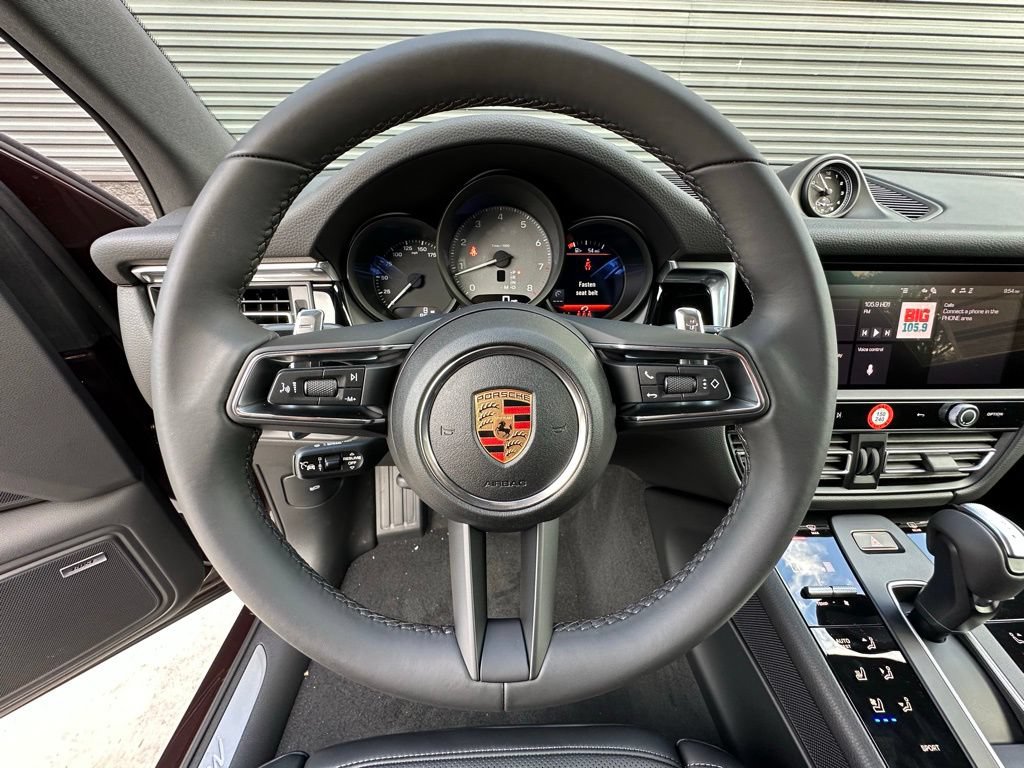 Used 2026 Porsche Macan S AWD/4WD image 17