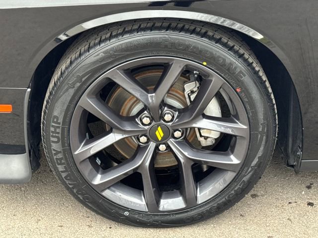 Used 2023 Dodge Challenger R/T w/ Blacktop Package image 24