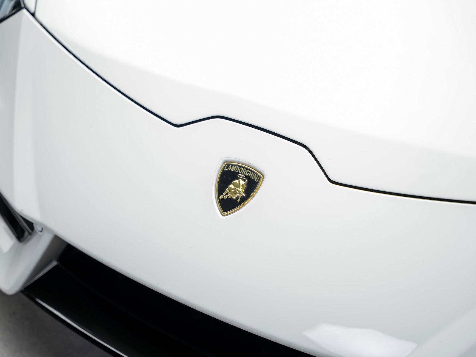 Used 2019 Lamborghini Huracan LP 580-2 image 12