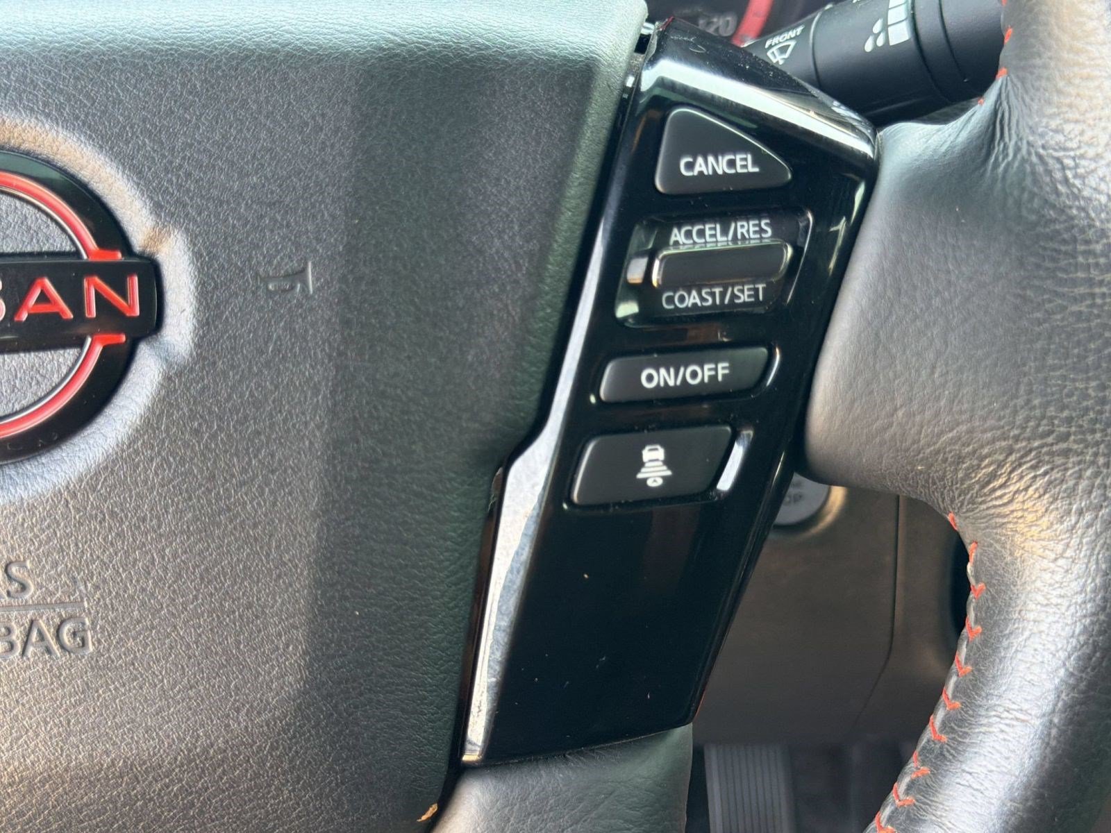 Used 2022 Nissan Frontier Pro-X RWD image 16